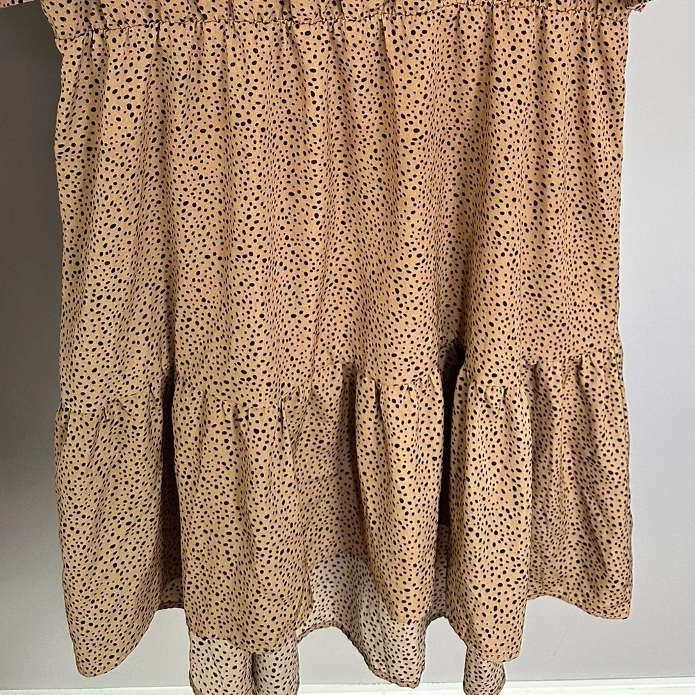 SHEIN CURVE size 2XL brown with black dots v-neck, short sleeved dress. - Picture 5 of 7